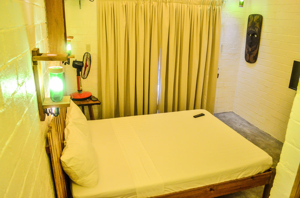 Eco Hotel Ел Нидо Екстериор снимка